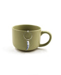 Collar plateado con colgante colmillo azul