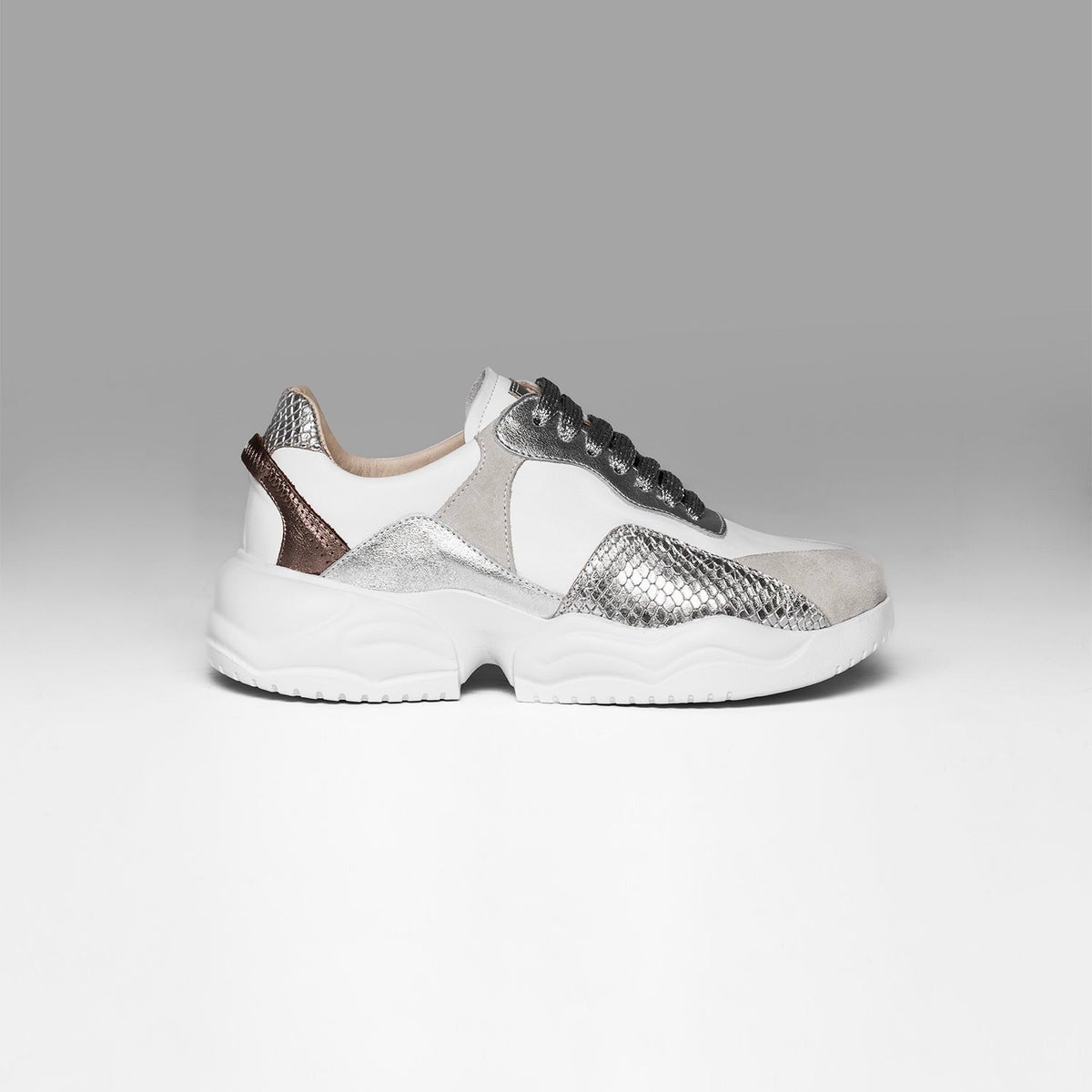 Sneakers Gem Flow White Gray Silver Peltre Metalized