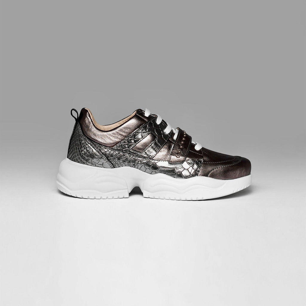 Sneakers Gem Strap Peltre Silver Metalized Reptile Studs